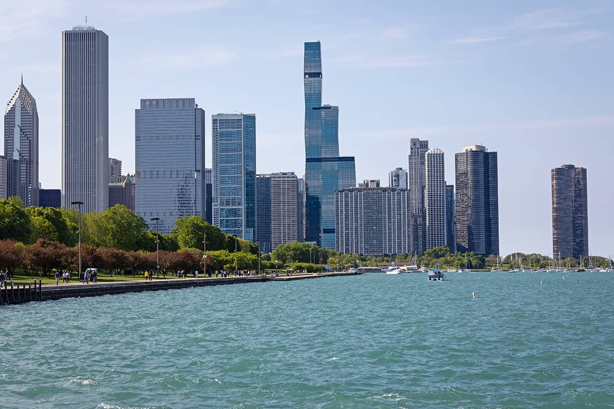 40 Fun Things to Do in Chicago in June from a Local | Urban Explorer